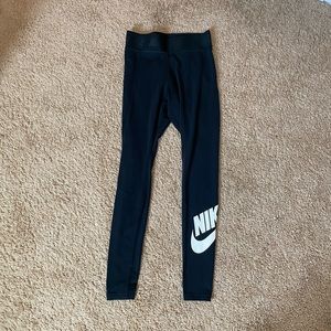 Black womens Nike leggings